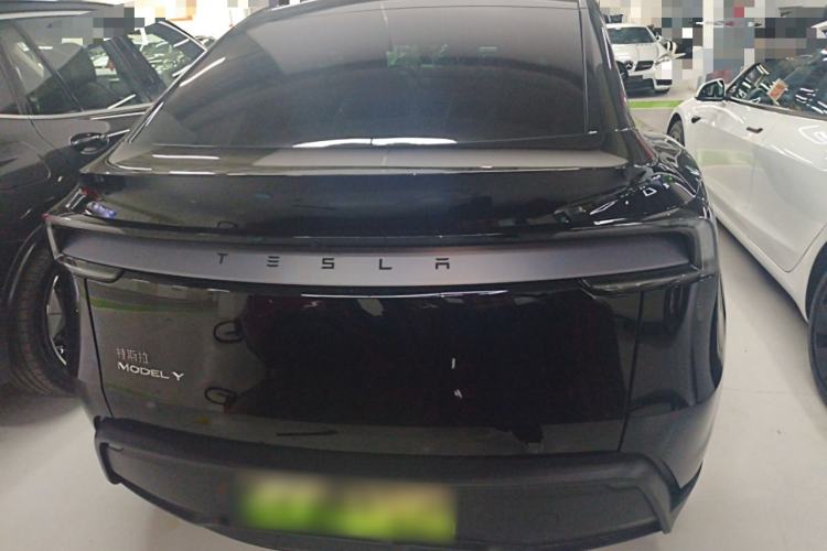 Used Tesla Model Y 2026 Rear-Drive Model Rear