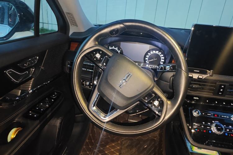 Used Lincoln Corsair 2021 2.0T Two-Wheel-Drive Luxury Edition
