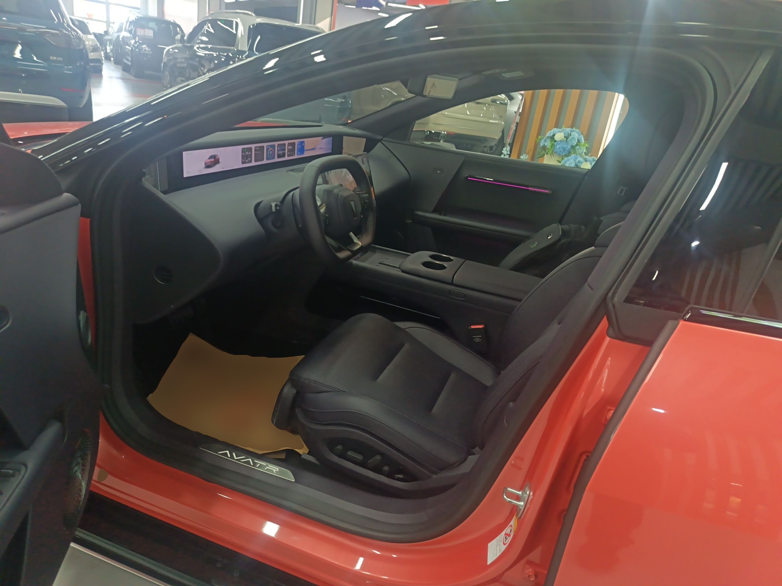 المقاعد الأمامية داخل السيارة