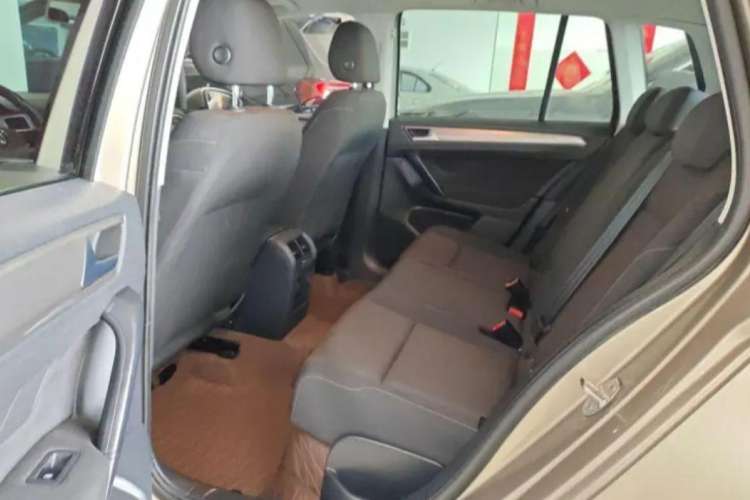 Used Volkswagen Golf Sportsvan 2016 1.6L Automatic Comfort Model