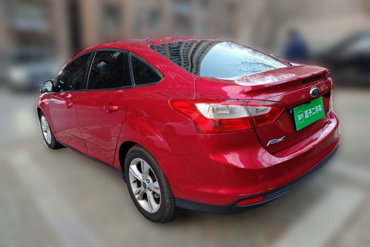 Used Ford Focus 2012 Sedan 1.6L Manual Fashion Edition
