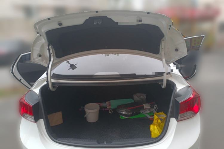 Used Hyundai Elantra (5th Generation / Langdong) 2012 1.6L Manual Leading Model Trunk