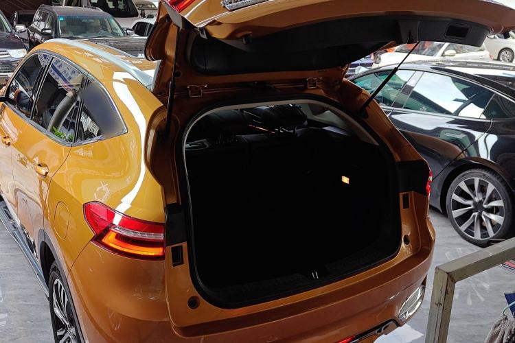 Used Haval F7 2019 2.0T Four-Wheel Drive 70th Anniversary Limited Edition
