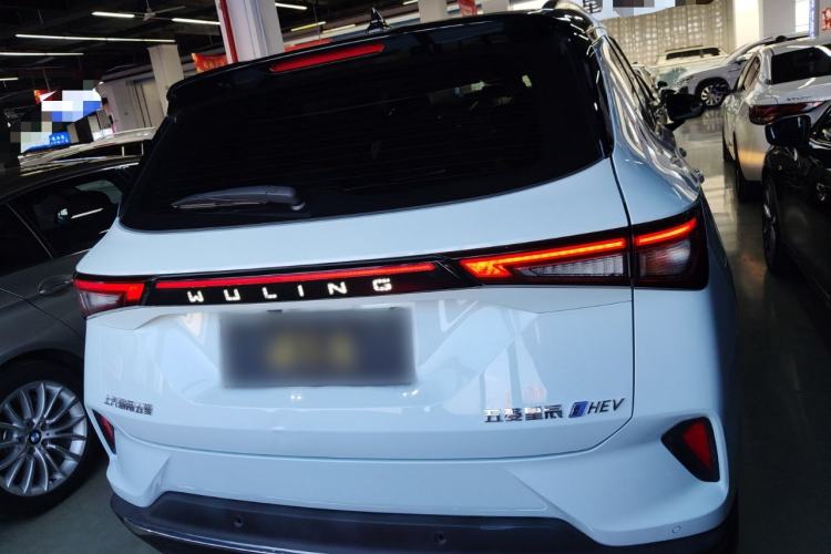 Used Wuling Asta 2022 2.0L DHT Electric-Speed Version