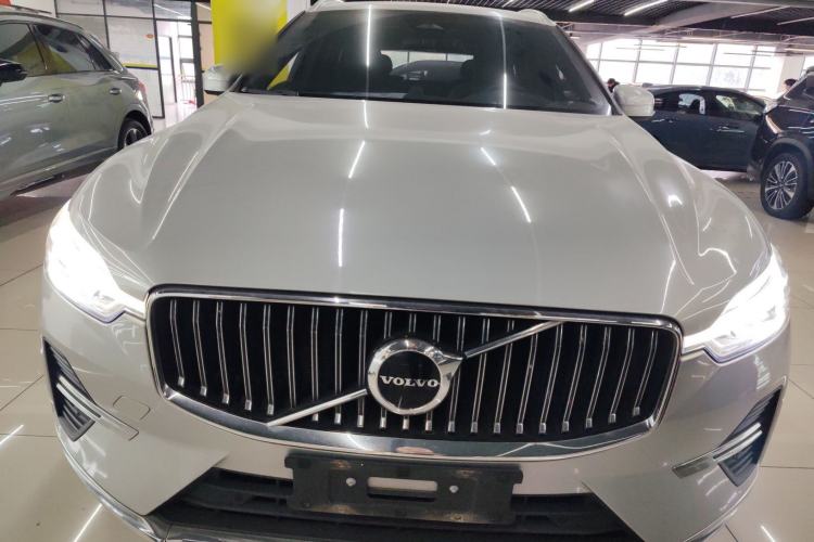 Used Volvo XC60 2022 B5 4x4 Zhiyi Luxury Edition

