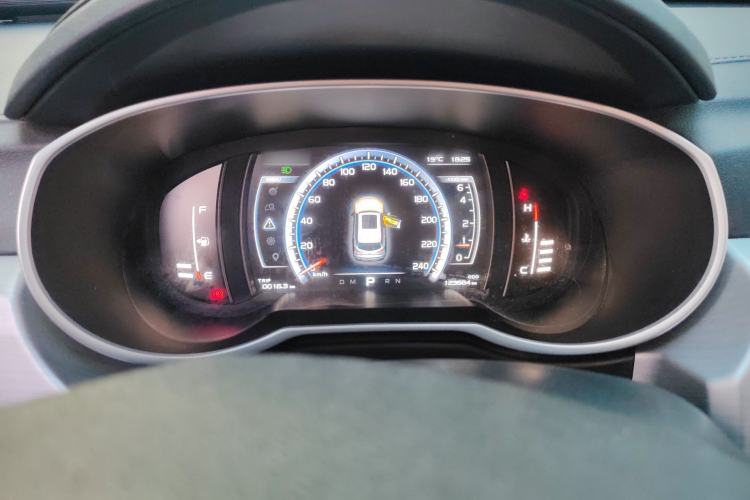 Used Geely Auto Emgrand X7 Sport 2016 1.8TD Automatic ZhiZun Version
