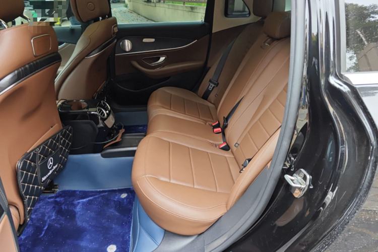 Used Mercedes-Benz E-Class 2019 Restyled E 300 L Sporty and Stylish Edition
