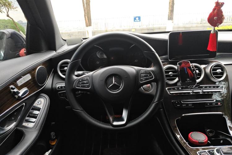 Used Mercedes-Benz GLC 2016 GLC 260 4MATIC Dynamic Edition