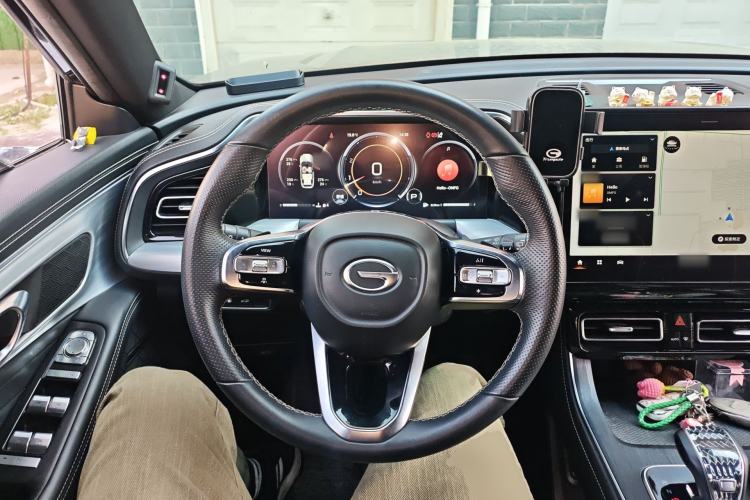 Used GAC Trumpchi GS8 2022 Linghang Series 2.0 TGDI Two-Wheel-Drive Luxury Smart Connectivity Version (7 Seats)
