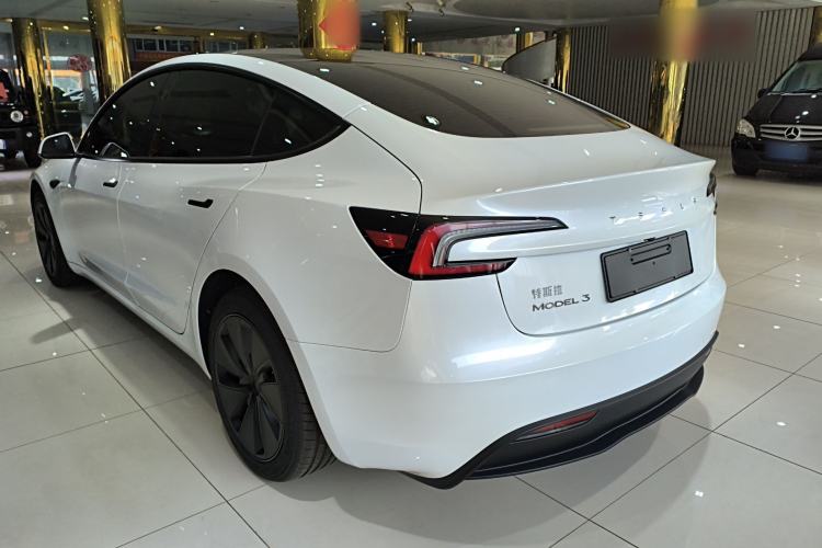 Used Tesla Model 3 2025 Rear-Wheel-Drive Version
