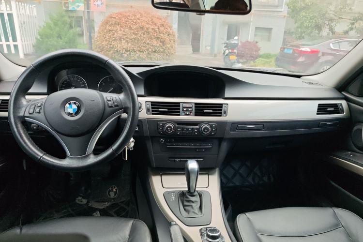 Used BMW 3 Series 2010 320i Luxury Edition