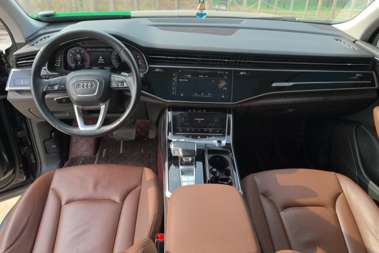 Used Audi Q7 2020 55 TFSI quattro S line sports model