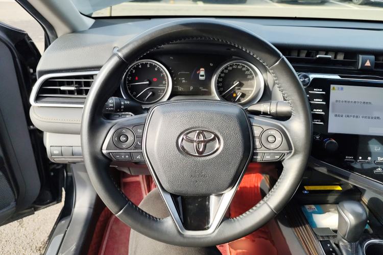 Used Toyota Camry 2018 2.5G Luxury Edition
