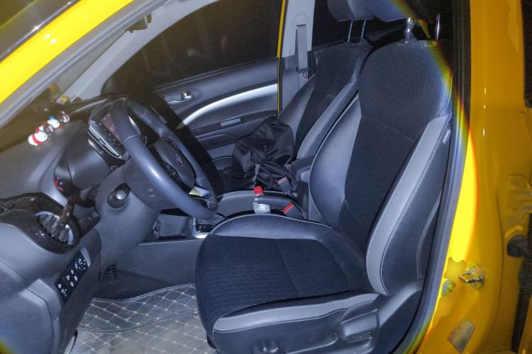 Used Kia kx1 Stonic 2019 1.4L Automatic Fun Edition China V Standard Left Front Seat