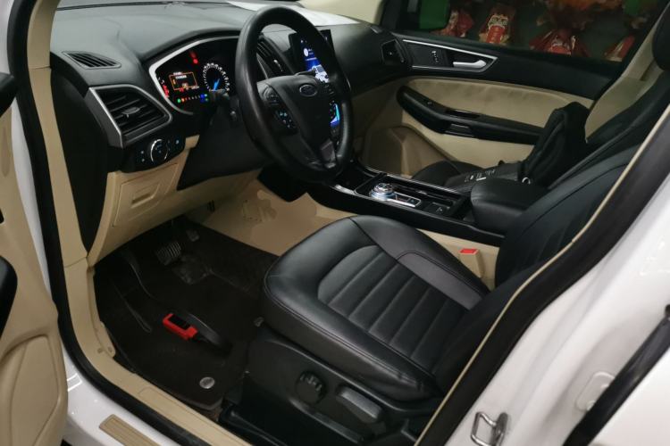 Used Ford Edge 2020 EcoBoost 245 Two-Wheel-Drive Titanium 5-Seater
