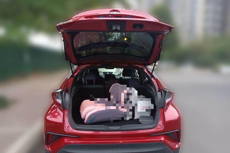 Used Toyota C-HR 2018 2.0L Luxury Edition China VI Standard