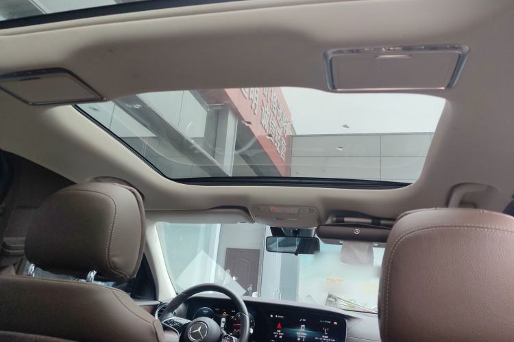 Used Mercedes-Benz E-Class 2022 Updated E 260 L Headliner