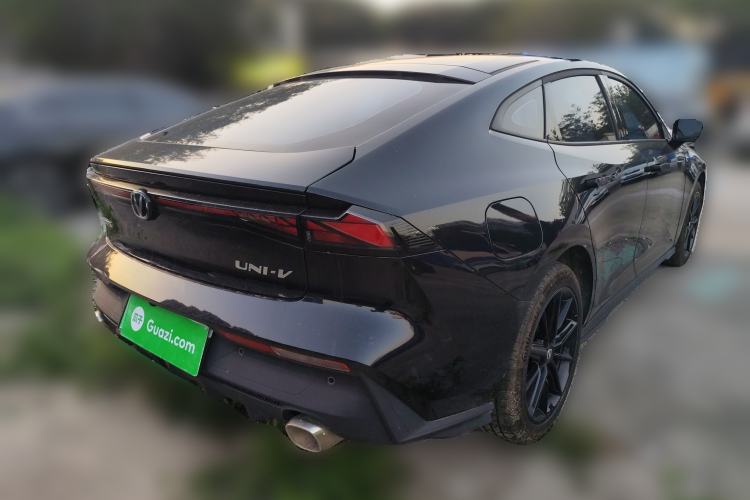 Used Changan UNI-V iDD 2023 ZhiDian iDD 1.5T 113km ZhiKu Model