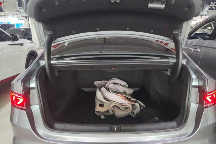 Used BYD Qin PLUS 2024 HONOR Edition DM-i 55KM Leading Model