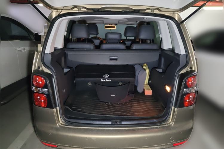 Used Volkswagen Touran 2015 1.4T DSG Comfort Edition 5 Seats
