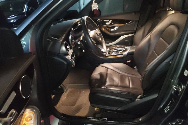 Used Mercedes-Benz GLC 2019 Facelift GLC 260 L 4MATIC Luxury Model
