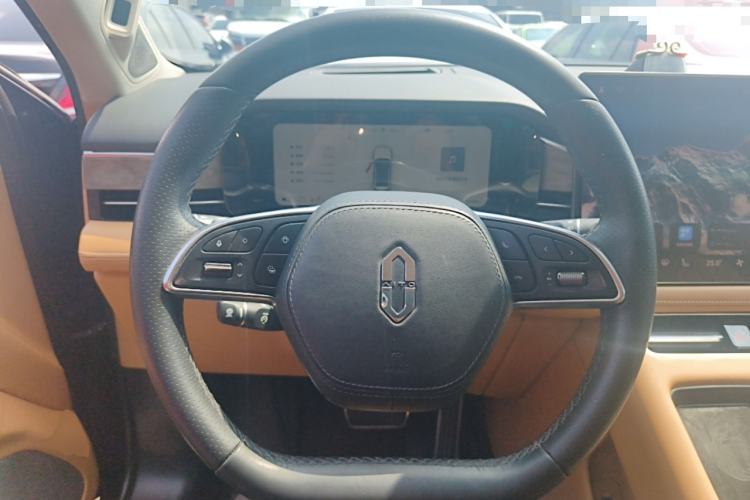 Used Hima AITO M5 2022 Extended-Range Four-Wheel Drive Ultimate Edition Steering Wheel