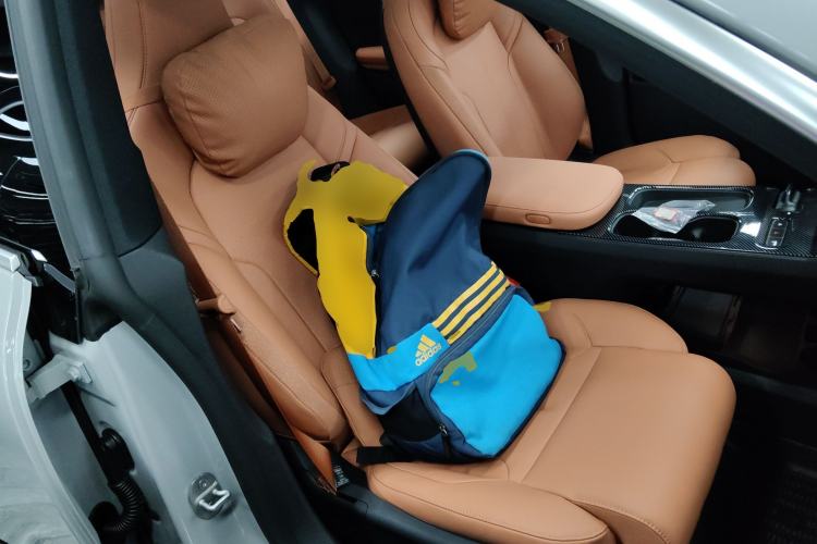 Used Nio ET5T 2024 75kWh Touring Right Front Seat