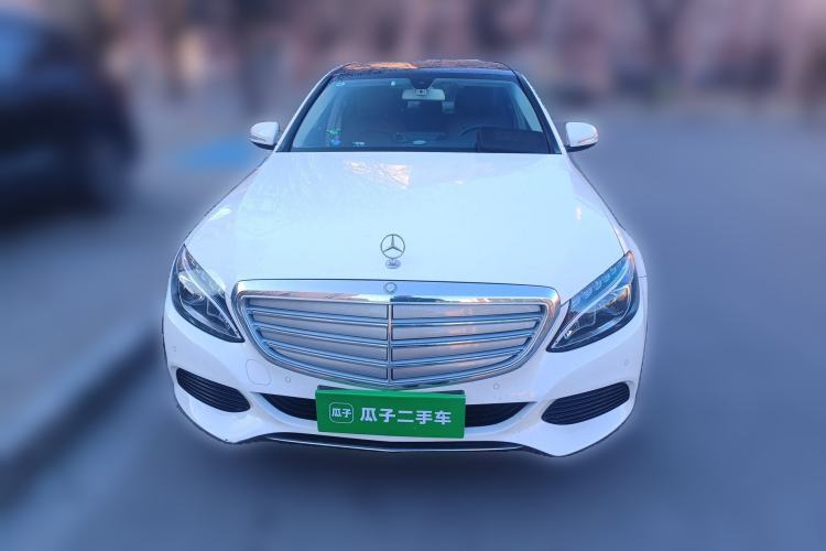 Used Mercedes-Benz C-Class 2015 Facelift C 200 L