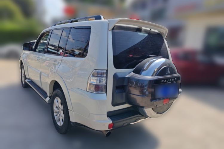 Used Mitsubishi Pajero (Import) 2018 3.0L Automatic Standard Edition
