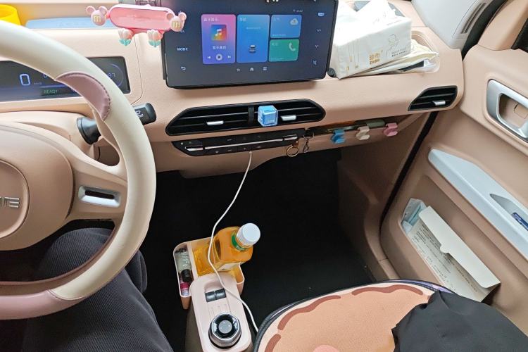 Used Geely Galaxy Panda 2023 Panda Mini 200km Endurance Bear Audio And AC Panel