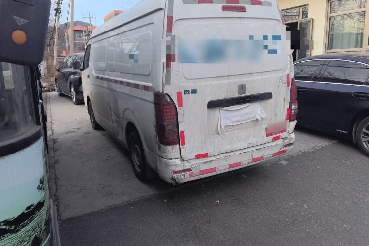 Used Farizon Xingxiang E6 2020 Van with High Roof 1365kg Payload Capacity Equipped with CATL's High-Energy Battery