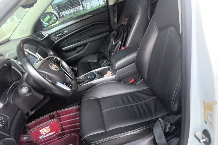 Used Cadillac SRX 2015 3.0L Comfort Version
