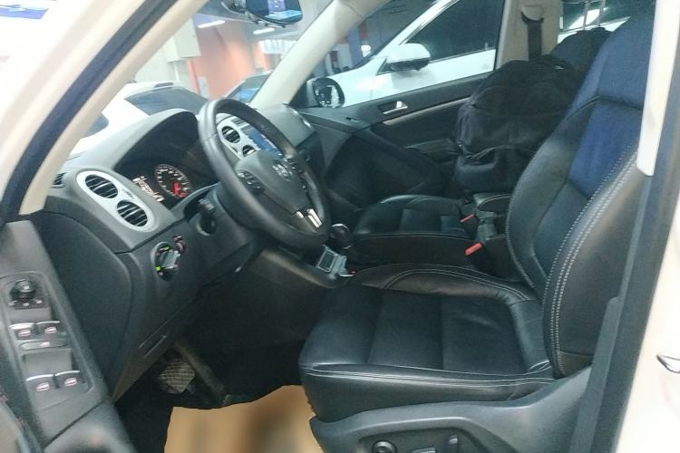 Used Volkswagen Tiguan 2017 300TSI Automatic Two-Wheel Drive Silk Road Comfort Edition Left Front Seat