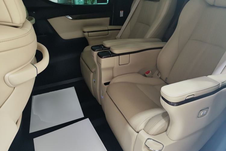 Used Toyota Alphard 2020 Dual-Engine 2.5L Prestige Edition