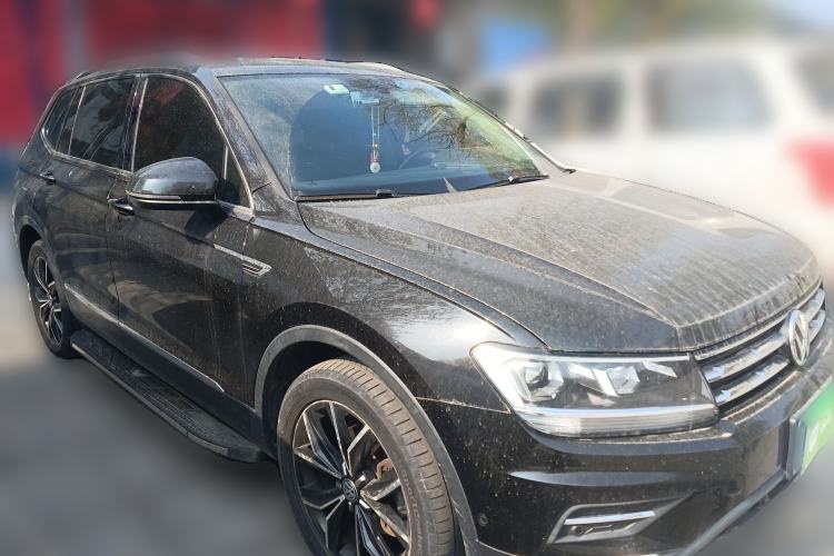 Used Volkswagen Tiguan L 2019 330TSI Automatic Two-Wheel Drive Smart Luxury Version China VI Standard Front Right 45 Deg