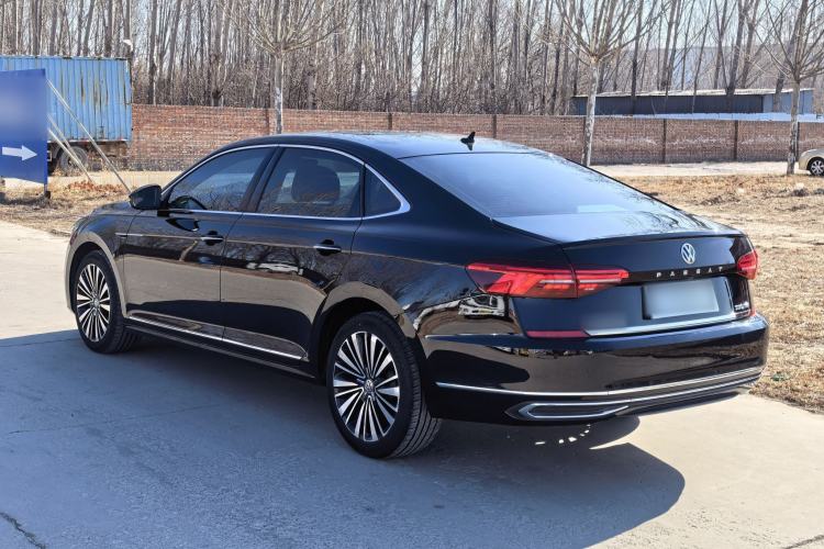 Used Volkswagen Passat 2019 330TSI Luxury Edition China VI Standard
