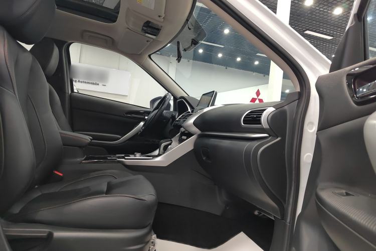 Used Mitsubishi Eclipse Cross 2019 1.5T CVT Two-Wheel Drive Dream Edition China VI Standard