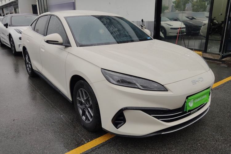 Used BYD Seal 06 New Energy 2024 DM-i 80KM Luxury Model Front Right 45 Deg