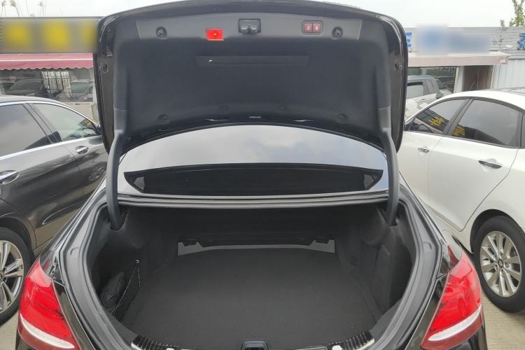 Used Mercedes-Benz E-Class 2020 E 300 L Sport Luxury Edition Trunk