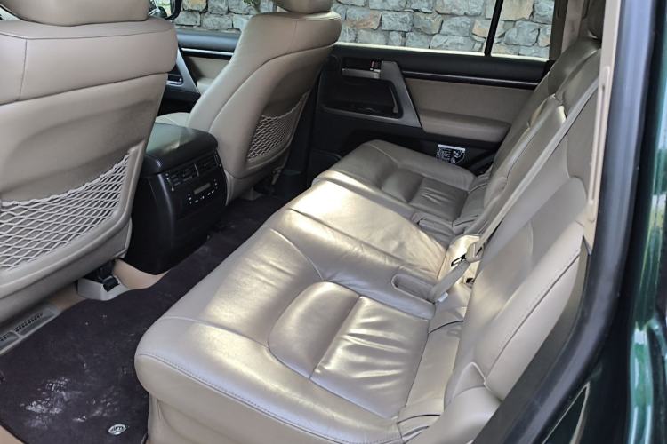 Used Toyota Land Cruiser 
