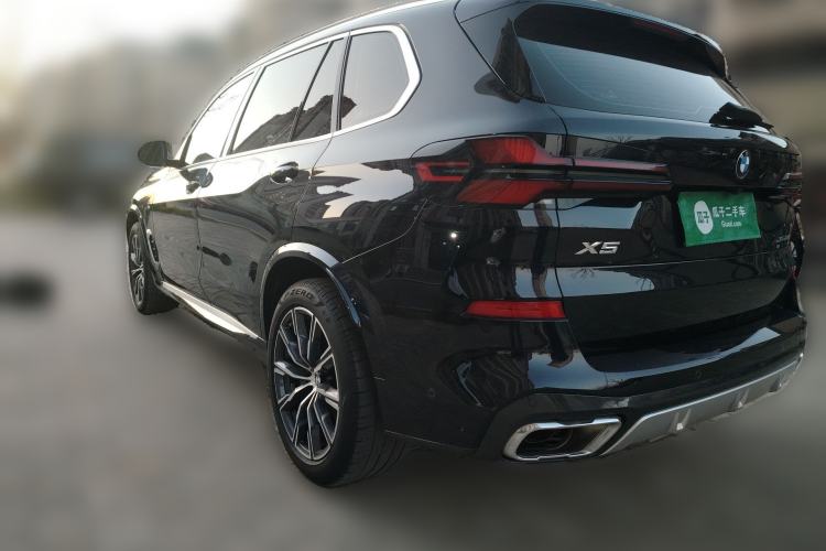 Used BMW X5 2023 xDrive 30Li Luxury M Sport Night Edition Package