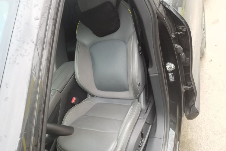 Used Lynk & Co 08 EM-P 2023 120km Long-Range Pro