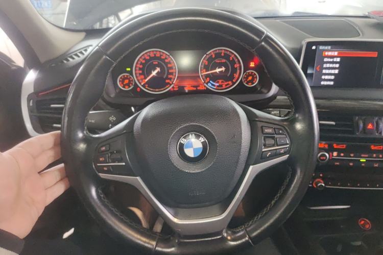 Used BMW X5 2018 xDrive28i
