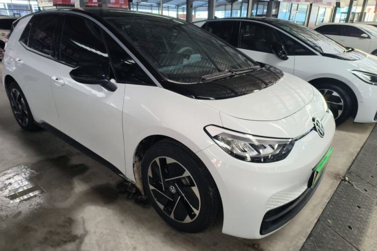 Used Volkswagen ID.3 2025 Smart Model Outstanding Oxygen Edition