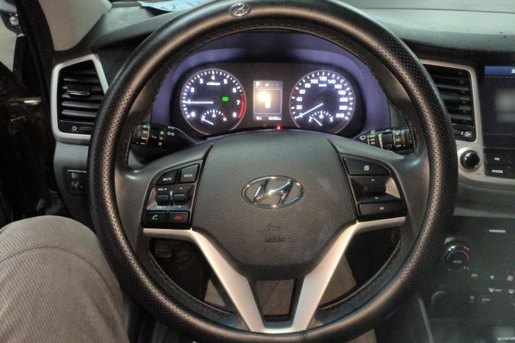 Used Hyundai Tucson 2015 1.6T Dual-Clutch Two-Wheel-Drive Smart Model
