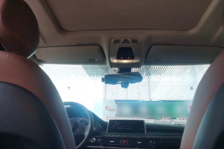 Used BMW X5 2015 xDrive28i
