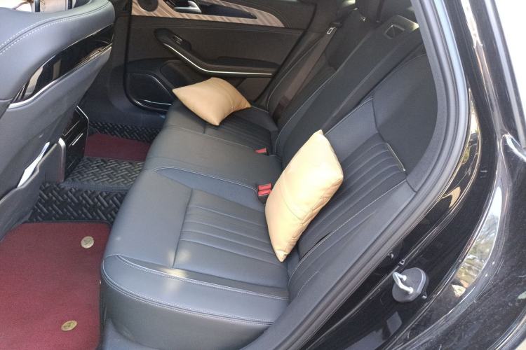 Used Hongqi H9 2022 2.0T Smart Connect Flagship Edition Left Rear Seat