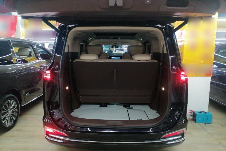 Used Bestune M9 2023 2.0T Ultimate Edition