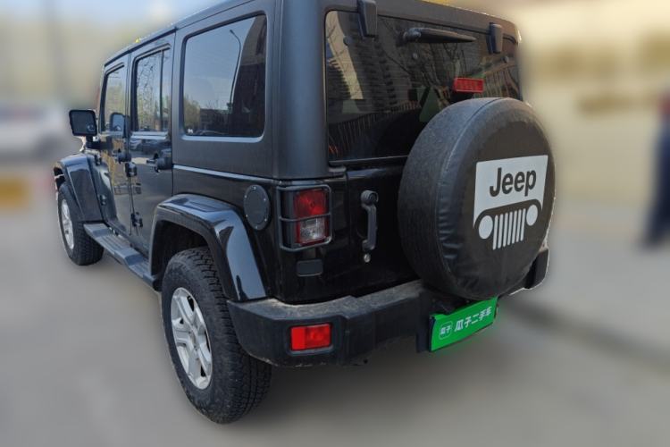 Used Jeep Wrangler 2014 3.0L Sahara Four-Door Edition Rear Left 45 Deg