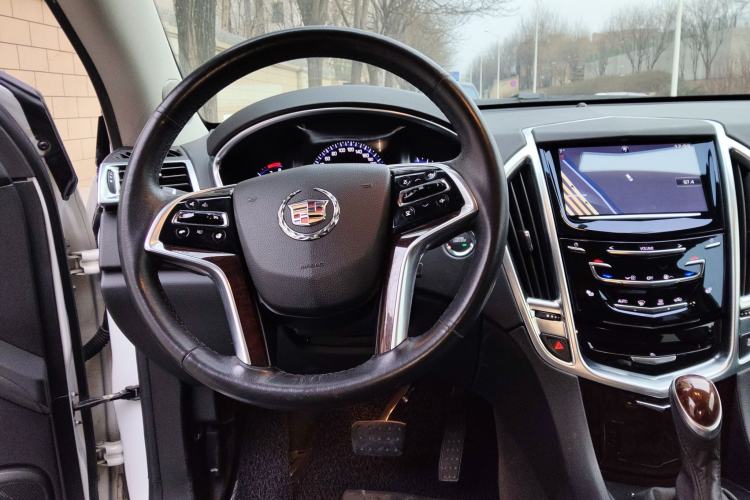 Used Cadillac SRX 2015 3.0L Elite Model
